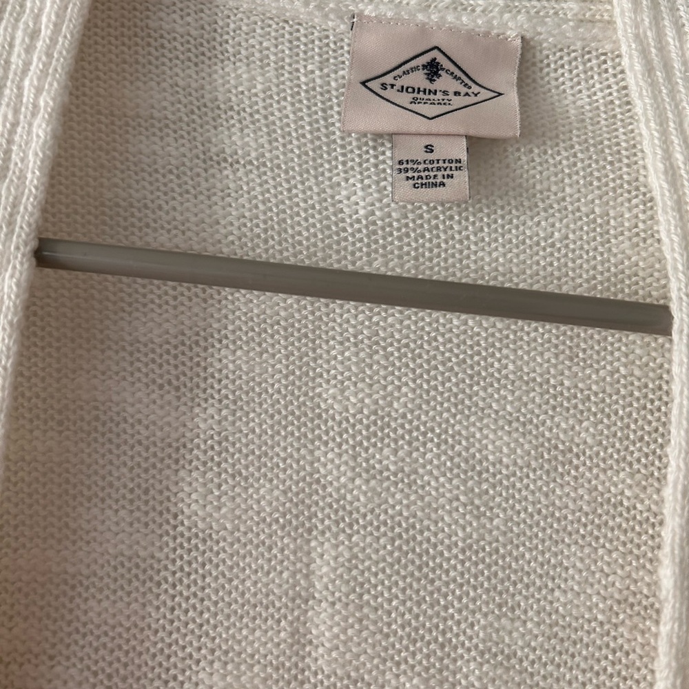 Size small St Johns Bay Cardigan.  Worn once in a smoke free home.